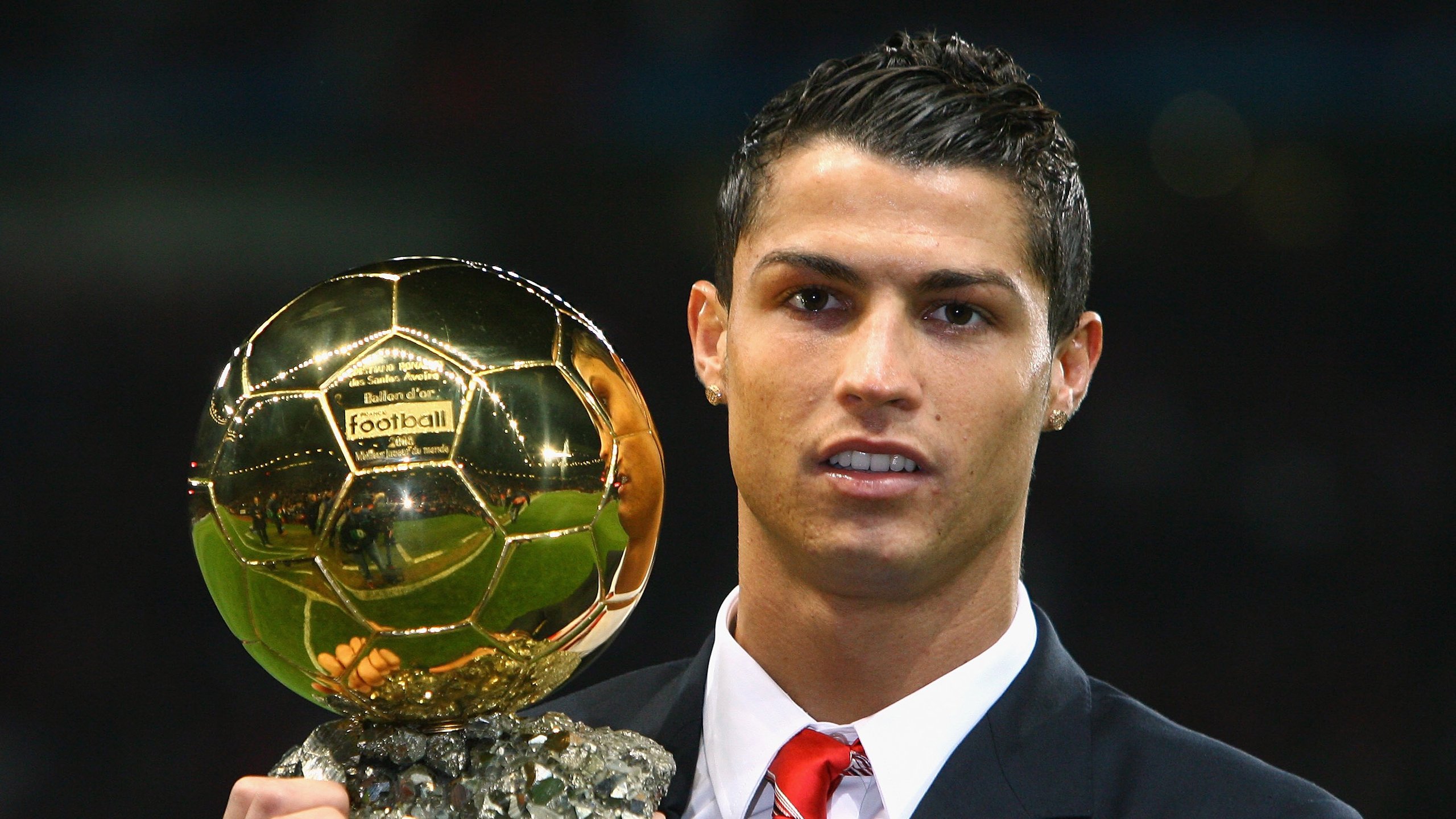 法国橄榄球逐步吸引全球关注，赛事影响力持续扩大，法国橄榄球大片